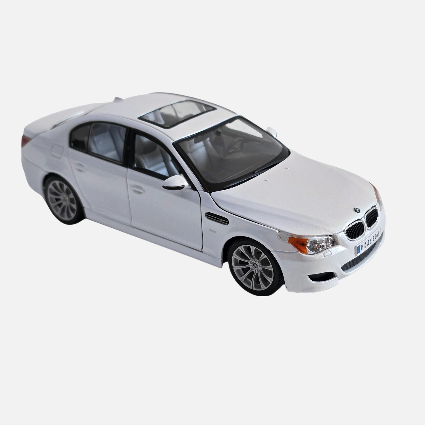 Maisto BMW M5 Special Edition 1:18 Scale Die-Cast