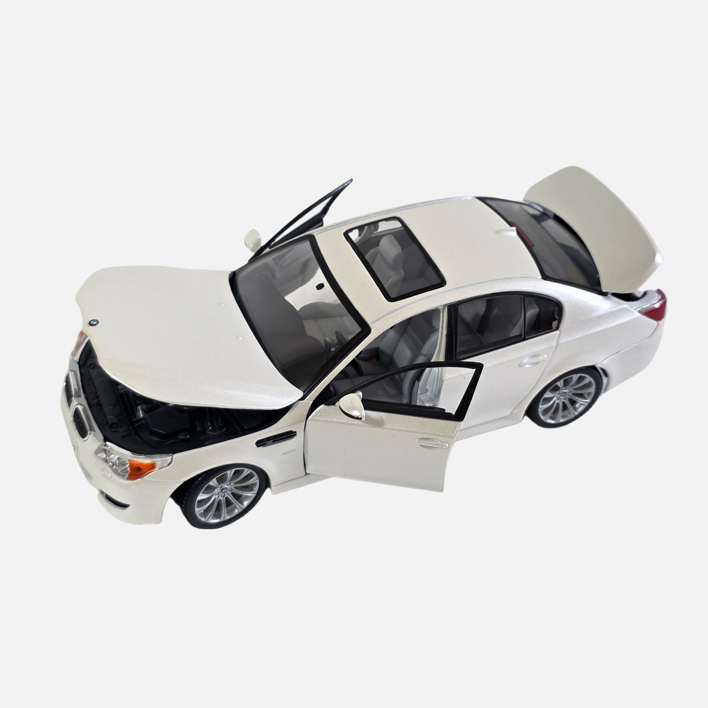 Maisto BMW M5 Special Edition 1:18 Scale Die-Cast