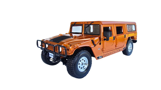 Maisto Special Edition Premium Die-Cast Hummer Model Car (1/18 Scale) 10th Anniversary Edition