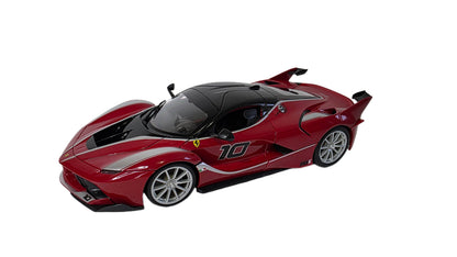 Maisto Special Edition Premium Die-Cast Ferrari FXX K #10 Model Car (1/18 Scale)