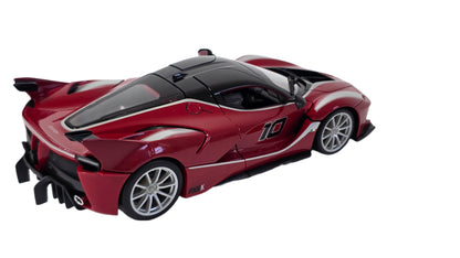 Maisto Special Edition Premium Die-Cast Ferrari FXX K #10 Model Car (1/18 Scale)