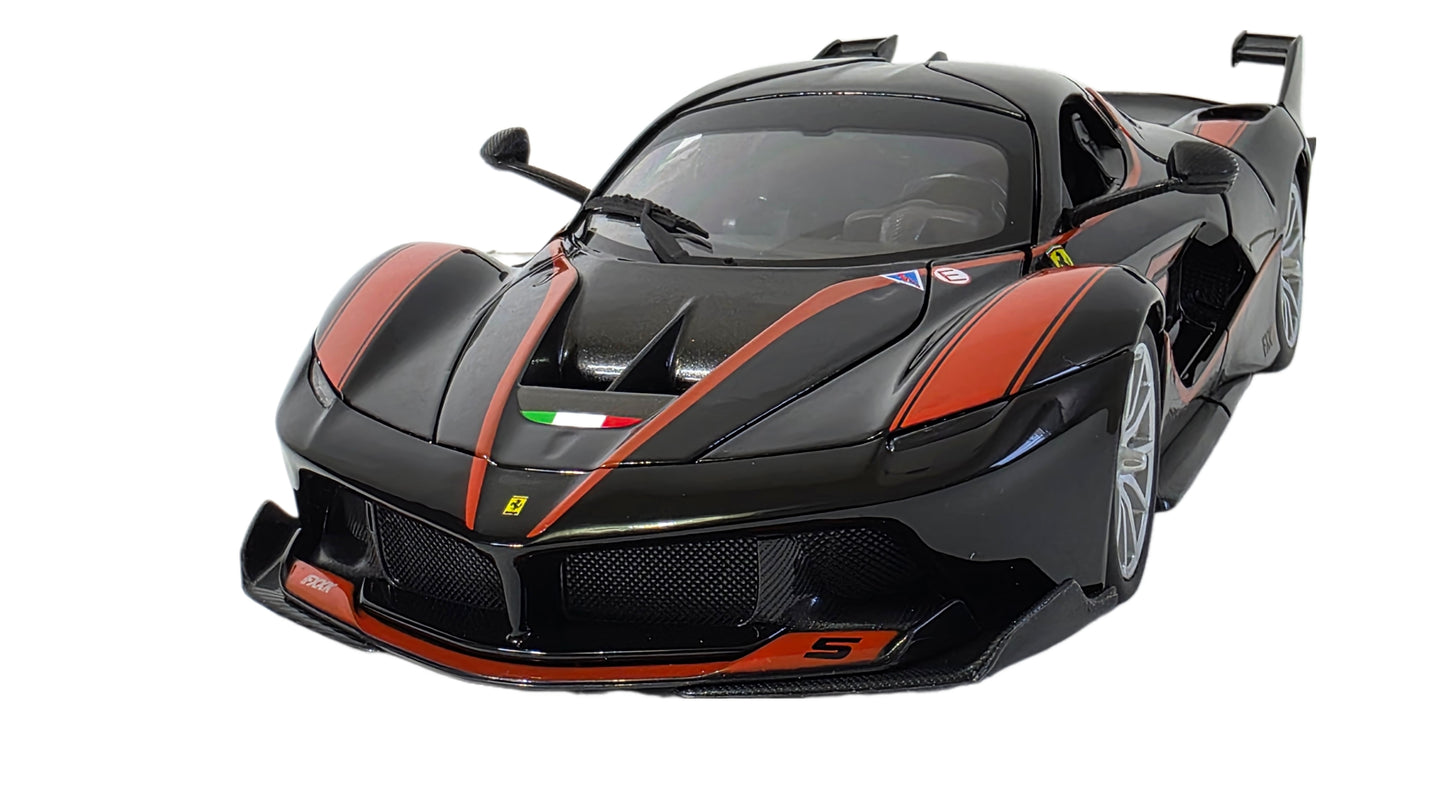 Maisto Special Edition Premium Die-Cast Ferrari FXX K #10 Model Car (1/18 Scale).