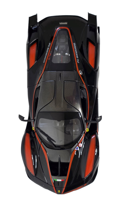 Maisto Special Edition Premium Die-Cast Ferrari FXX K #10 Model Car (1/18 Scale).