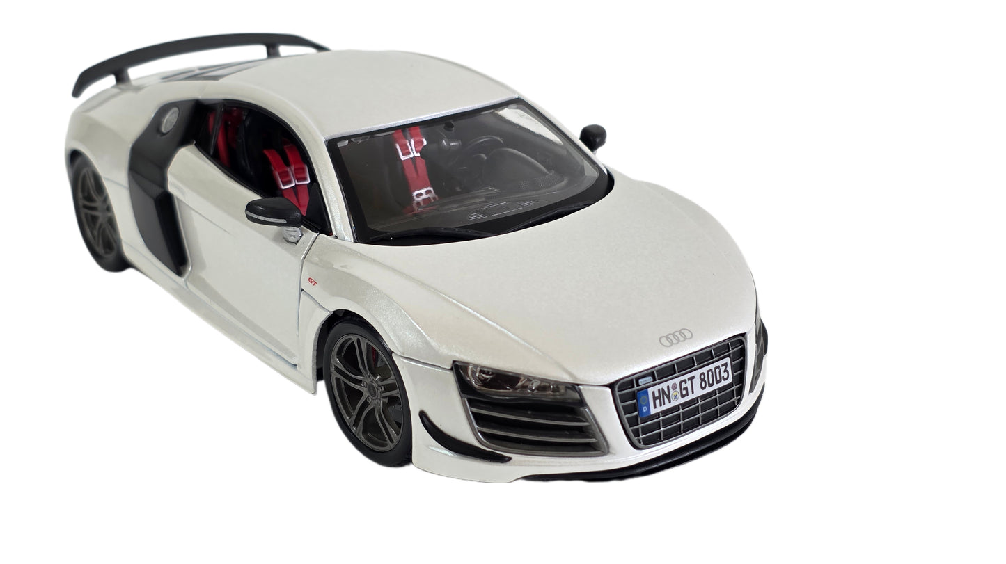 Maisto Special Edition Premium Die-Cast Audi R8 GT Model Car (1/18 Scale)