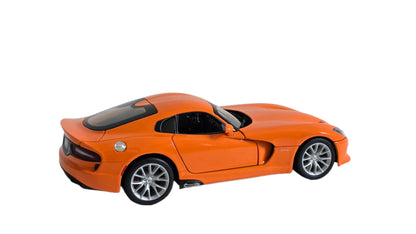 Maisto Special Edition Premium Die-Cast 2013 SRT Viper GTS Model Car (1/18 Scale)