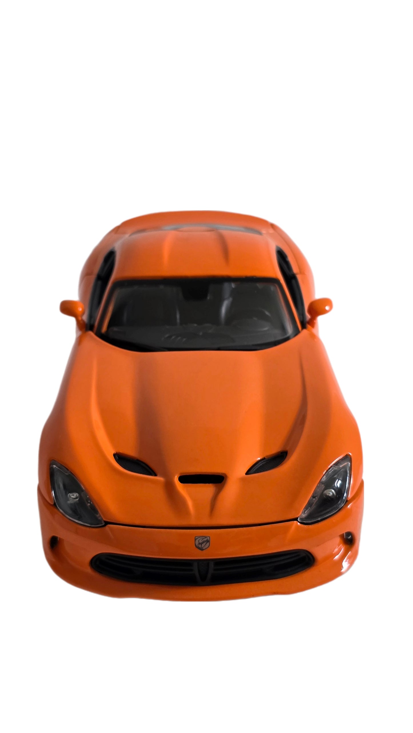 Maisto Special Edition Premium Die-Cast 2013 SRT Viper GTS Model Car (1/18 Scale)