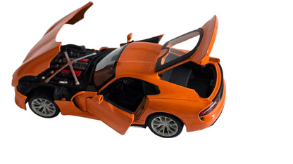 Maisto Special Edition Premium Die-Cast 2013 SRT Viper GTS Model Car (1/18 Scale)