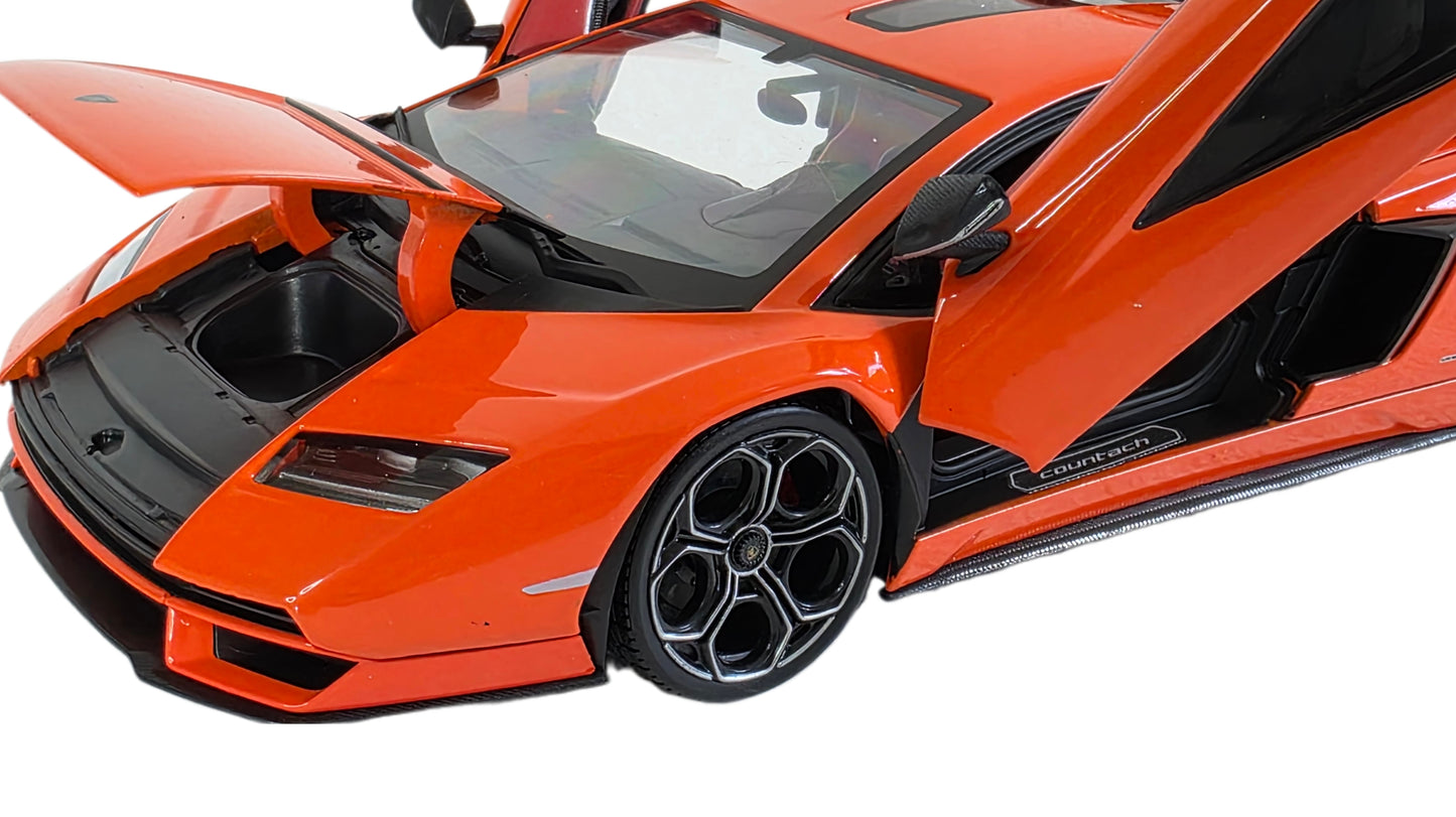 Maisto Special Edition Premium Die-Cast Lamborghini Countach LPI 800-4 Model Car  (1/18 Scale)