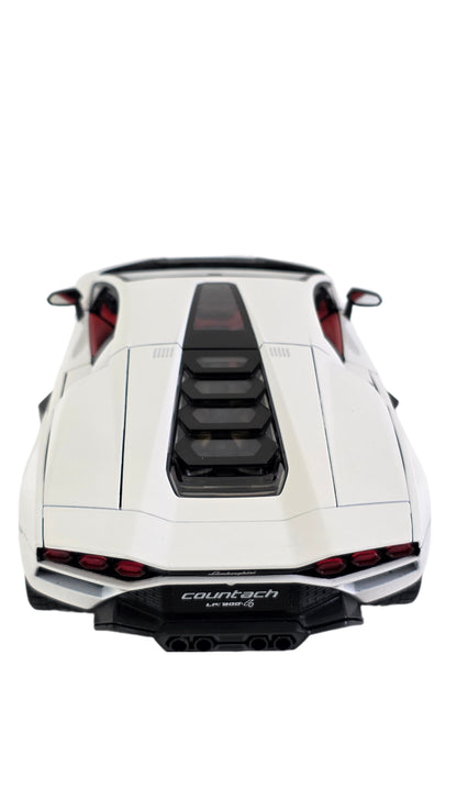Maisto Special Edition Premium Die-Cast Lamborghini Countach LPI 800-4 Model Car  (1/18 Scale)
