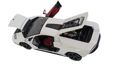 Maisto Special Edition Premium Die-Cast Lamborghini Countach LPI 800-4 Model Car  (1/18 Scale)