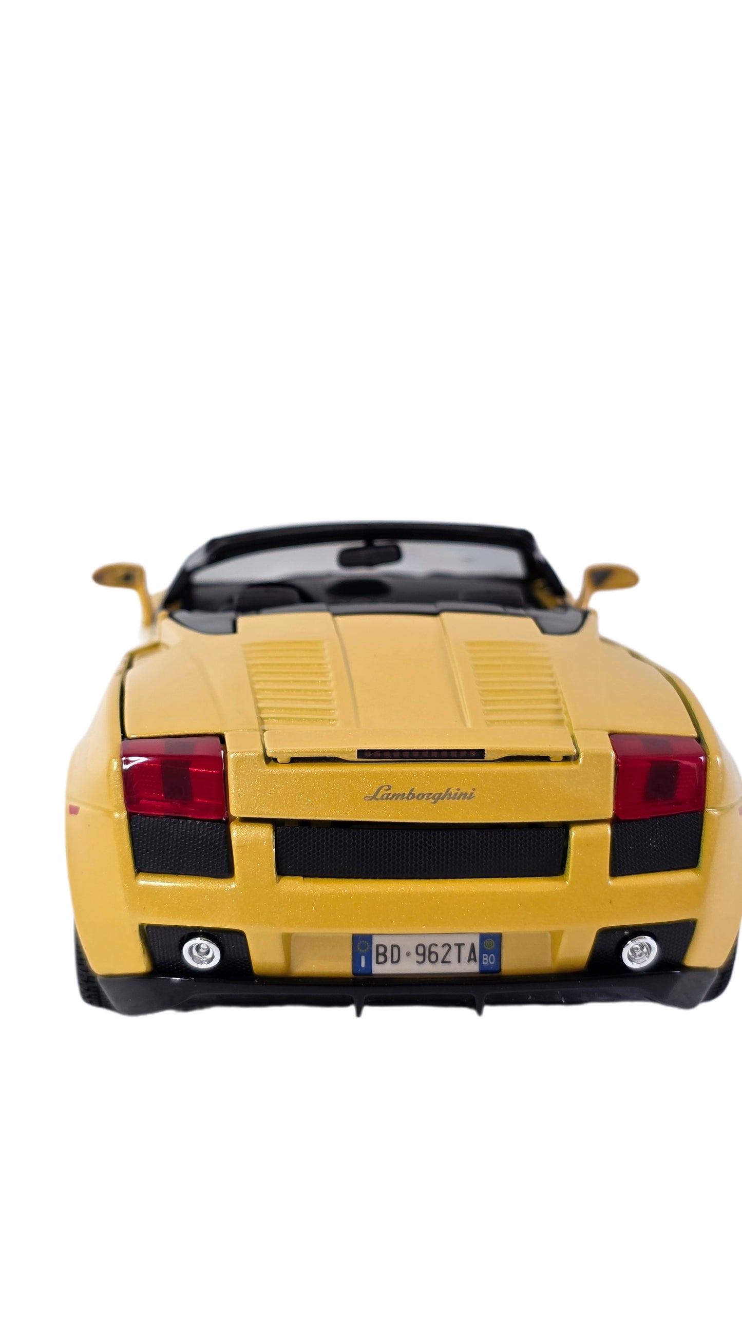 Maisto Special Edition Premium Die-Cast Lamborghini Gallardo Spyder Model Car (1/18 Scale) by Burago