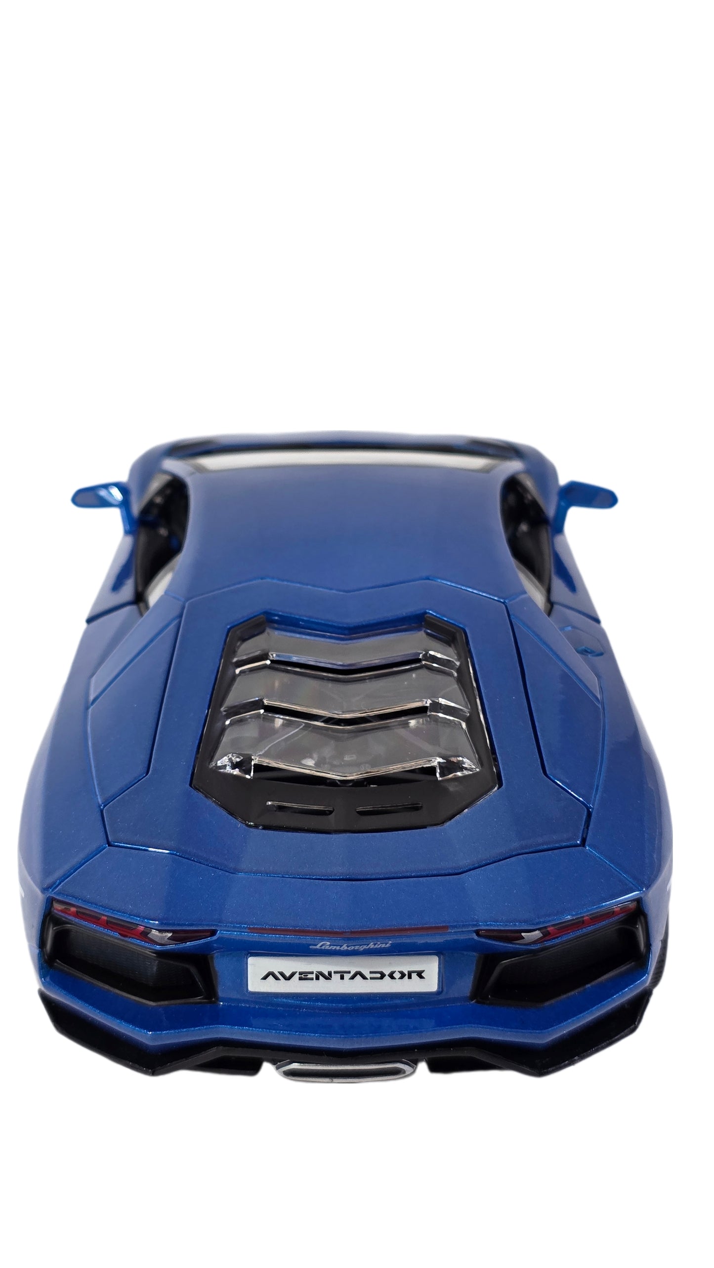 Maisto Special Edition Premium Die-Cast Lamborghini Aventador Coupe Model Car  (1/18 Scale) by Burago