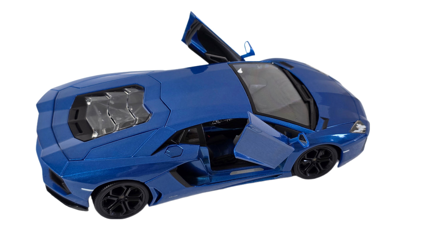 Maisto Special Edition Premium Die-Cast Lamborghini Aventador Coupe Model Car  (1/18 Scale) by Burago
