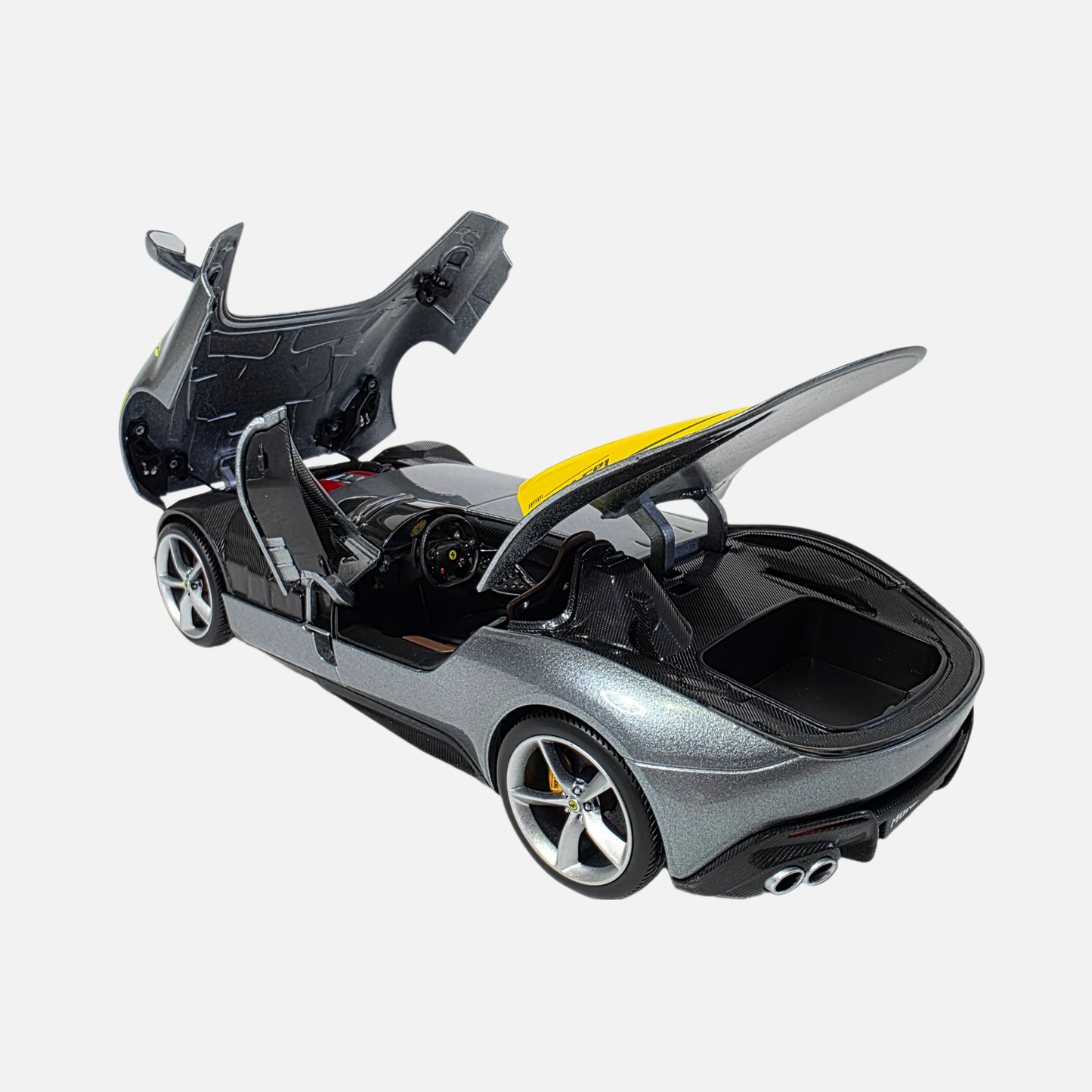 Maisto Ferrari Monza SP1 Special Edition 1:18 Scale Die-Cast