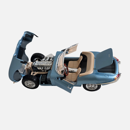 Maisto Jaguar E-type Cabriolet Special Edition 1:18 Scale Die-Cast by Burago