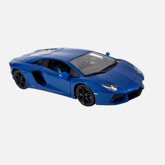 Maisto Lamborghini Aventador Coupe Special Edition 1:18 by Burago