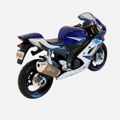 Maisto Motorcycles: Suzuki GSXR 600, Honda CRF450R, KTM 390 Duke, Kawasaki Vulcan 2000 1:18 Scale Dei-cast pack of 4